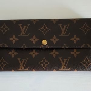 Louis Vuitton Sarah Wallet
